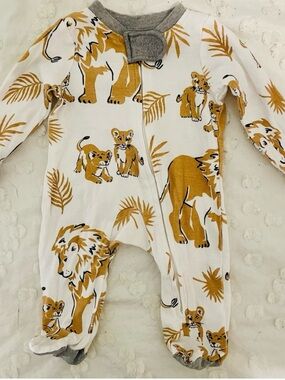 Organic Cotton Sleep & Play / Lion / Newborn / The Honest Company
